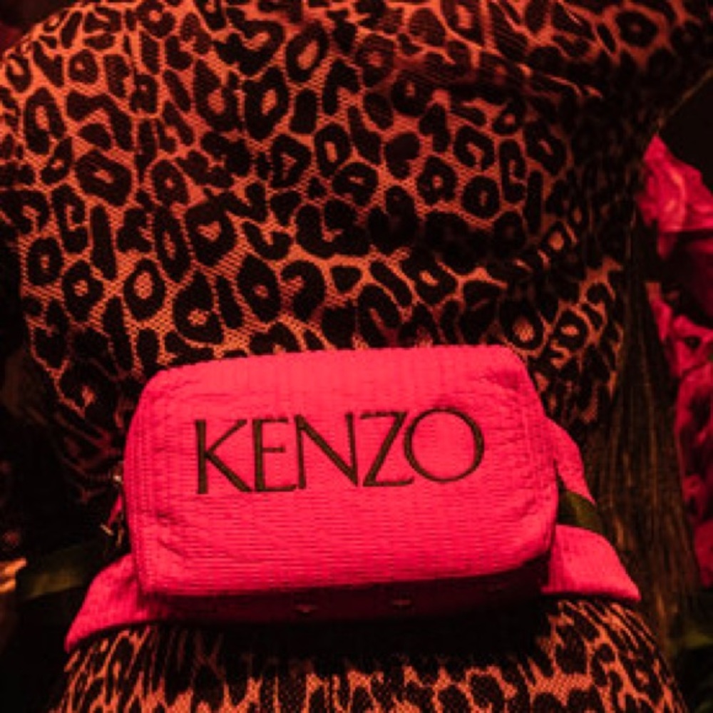 Bumbag NWT Belt bag.  KENZO La Collection Memento edition. Holiday Gift-ready